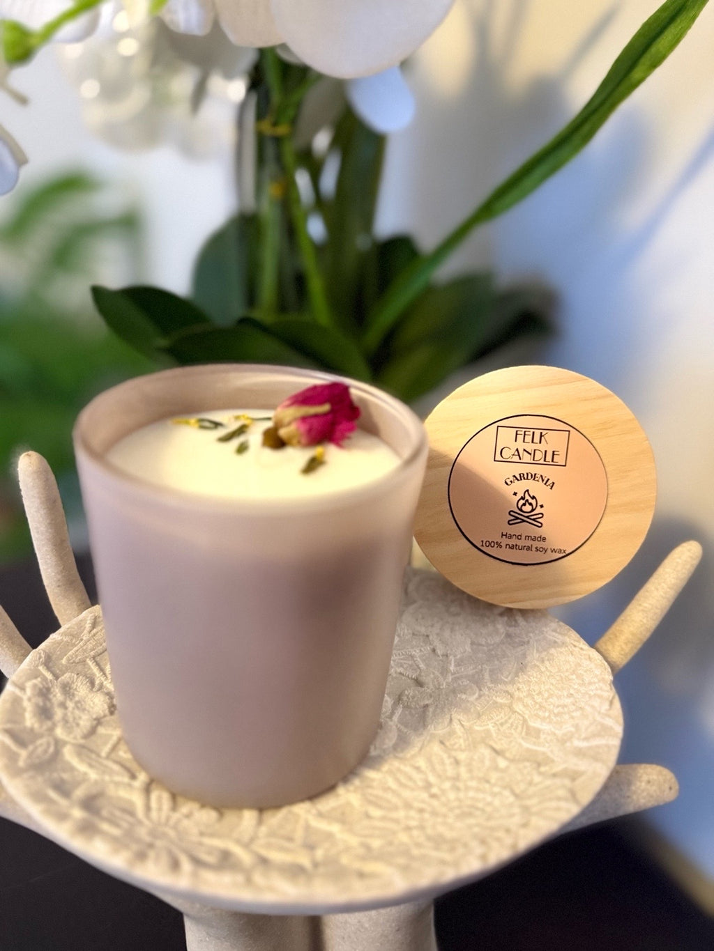 Gardenia Soy Candle – Hand Poured | 10 oz